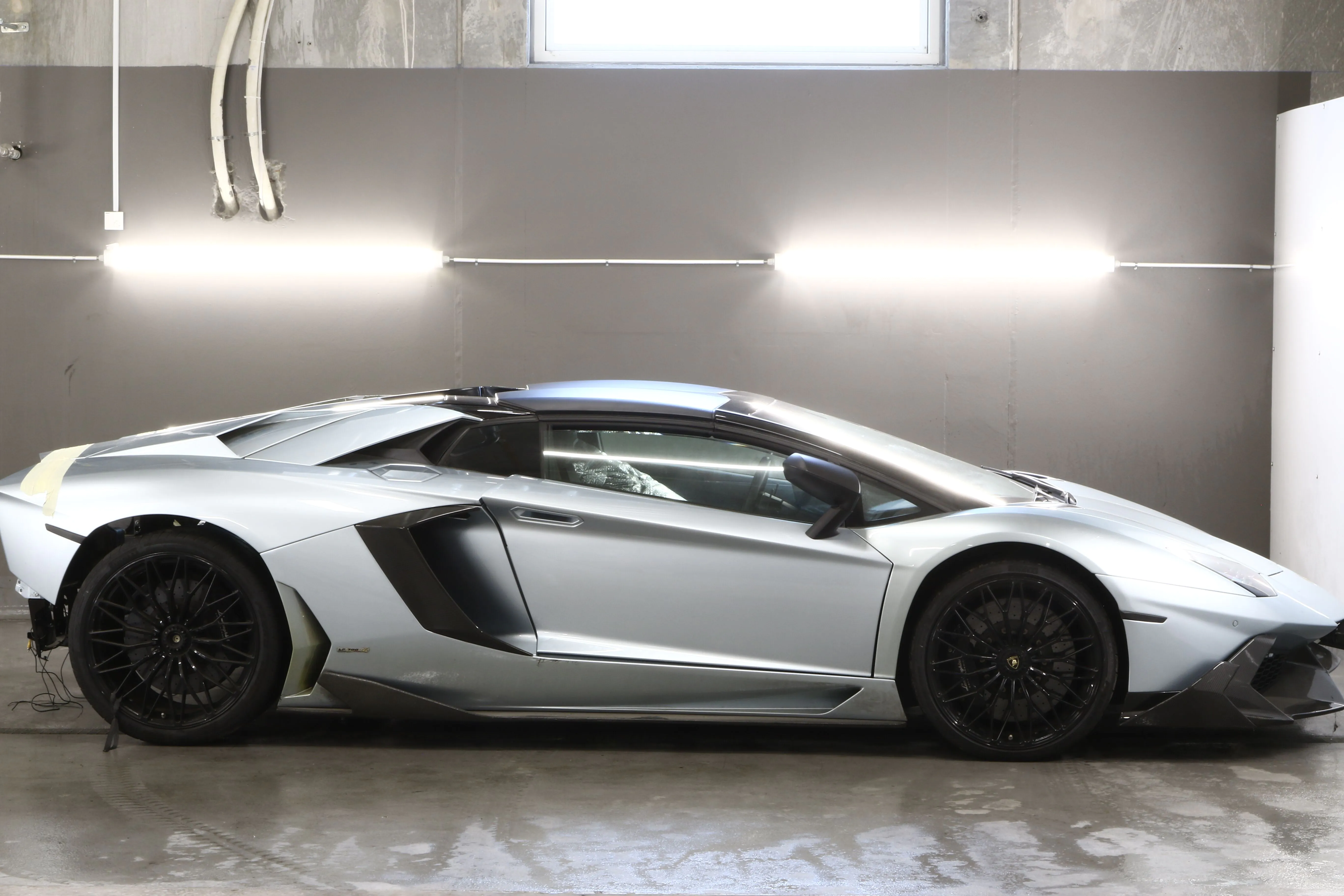 Lamborghini Aventador 2016