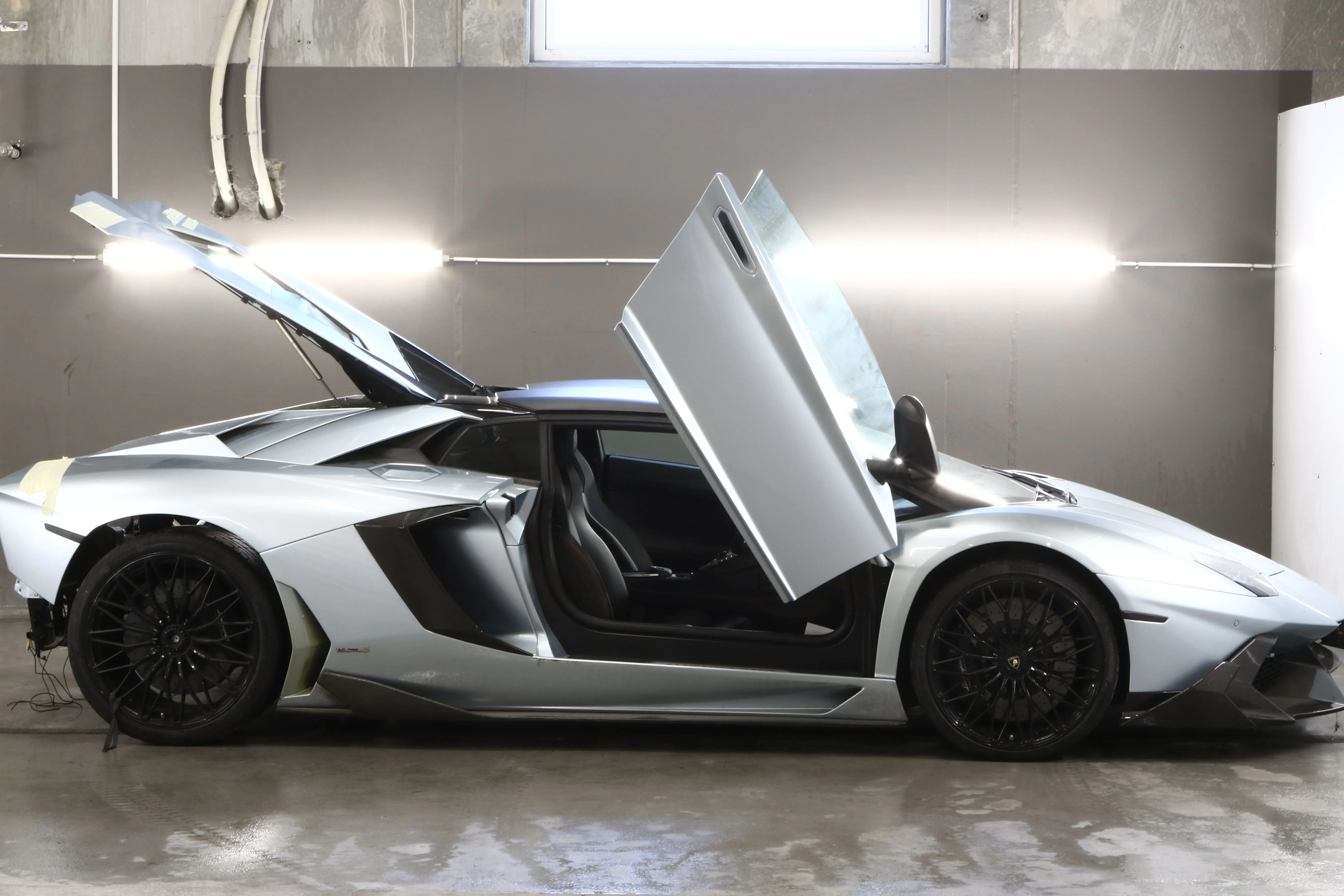Lamborghini Aventador 2016